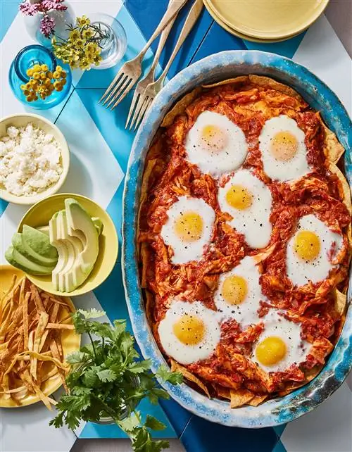 Запеканка для завтрака Chilaquiles