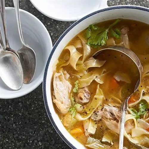 Как осветлить бульон, чтобы создать вкусную основу для супов