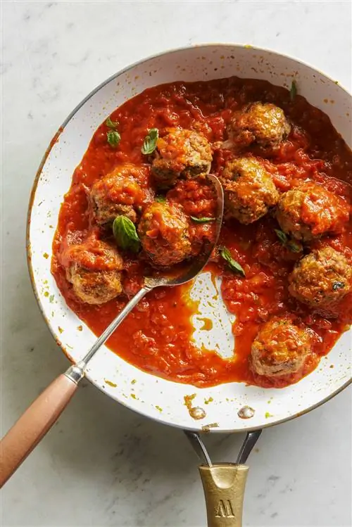 Как приготовить сочные и вкусные фрикадельки