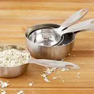 Серебряные мерные чашки с овсянкой