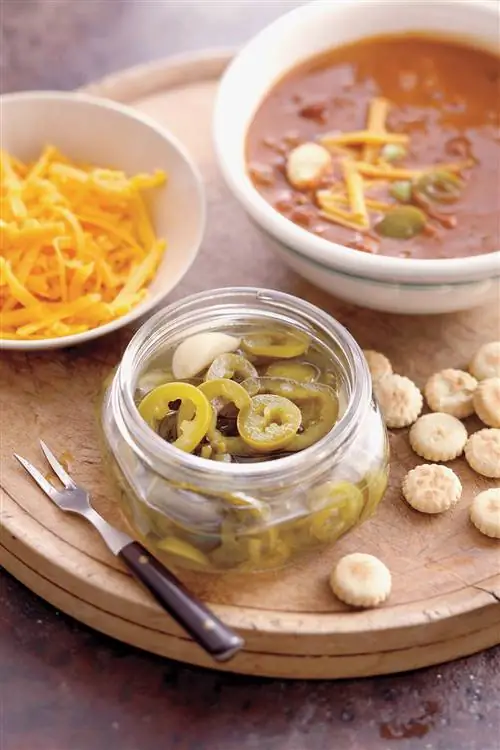 Как консервировать острый перец, чтобы согревать ваш стол круглый год