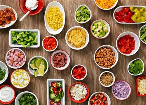 стол с начинкой из печеного картофеля