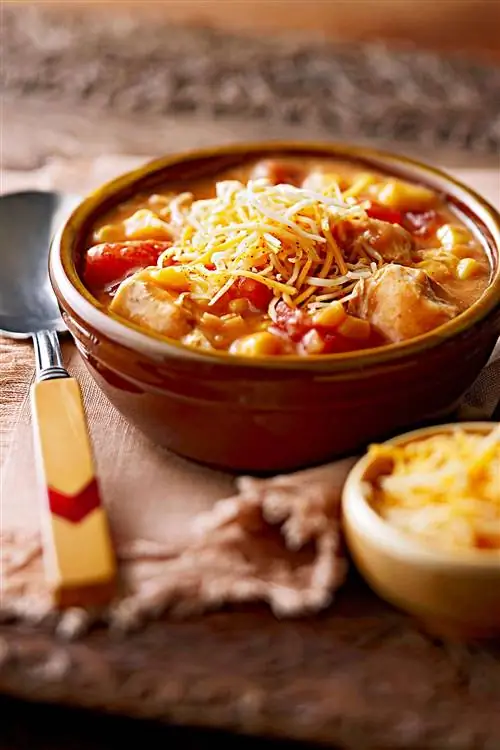 Куриный суп с сыром начо