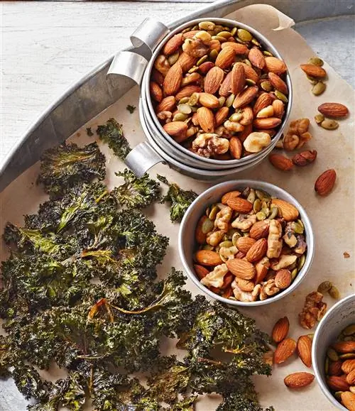 Палео жареные орехи с розмарином