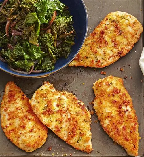 Кукурузный хлеб с курицей и капустой