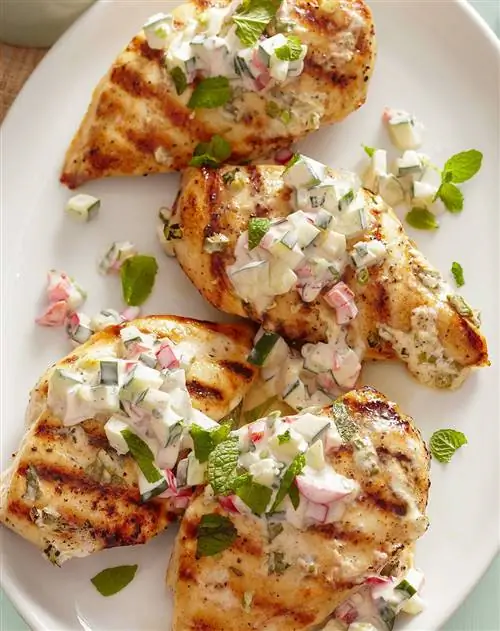 19 простых и полезных рецептов куриной грудки, которые сделают белое мясо аппетитным