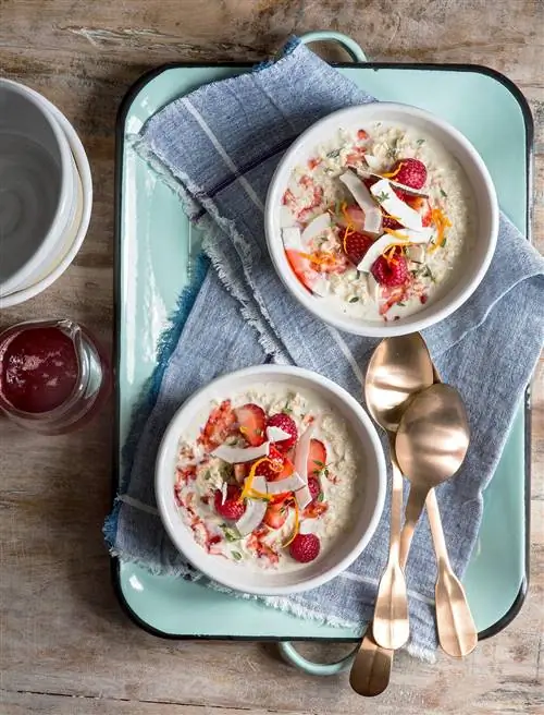 Овсяные хлопья с апельсином и медом
