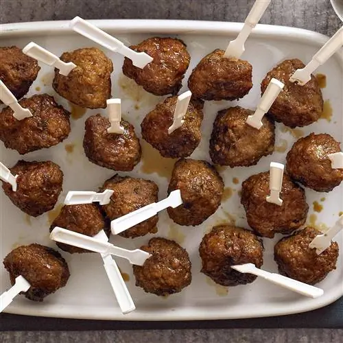 Фрикадельки с патокой и лаймом