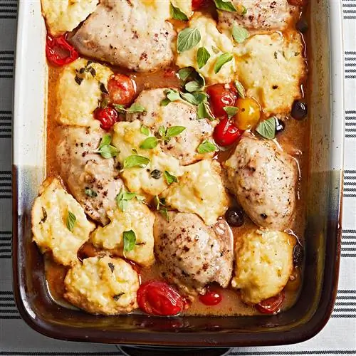 пельмени с курицей и рикоттой с помидорами