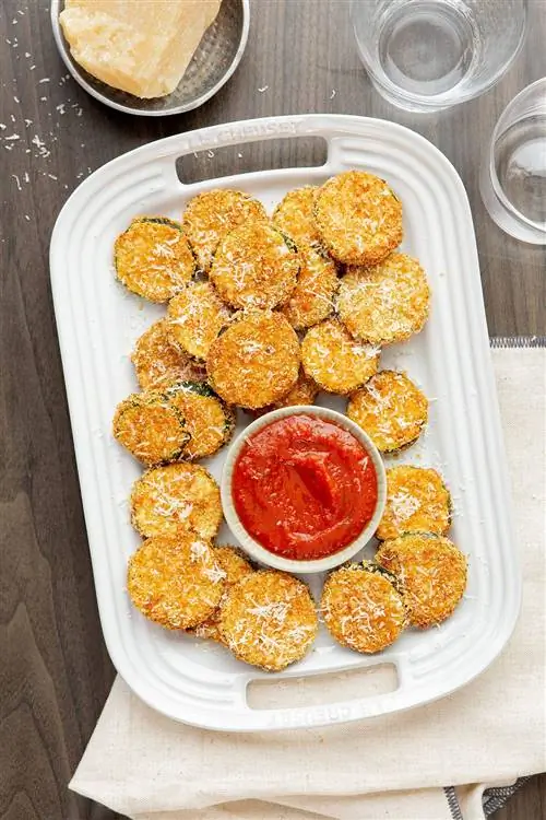 Жареные на воздухе чипсы из цуккини