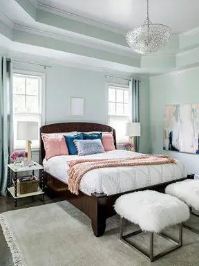 расписной потолок в женской спальне