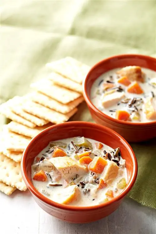 Куриный суп с диким рисом