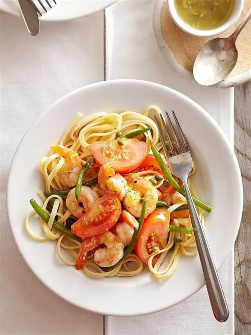 Пикката с креветками и помидорами