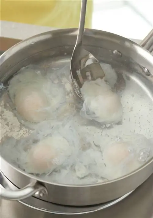 варить яйца без крышки шумовкой