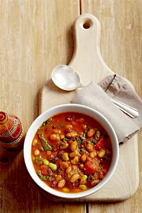 Рагу из ситцевой фасоли с тыквой и капустой