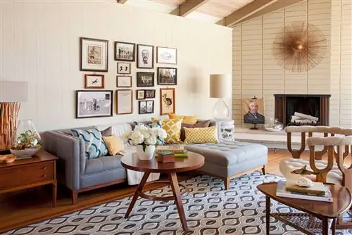 гостиная в нейтральных тонах в стиле ретро