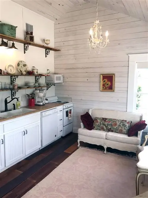 крошечный дом в стиле эпизод 5 вид на кухню и гостиную