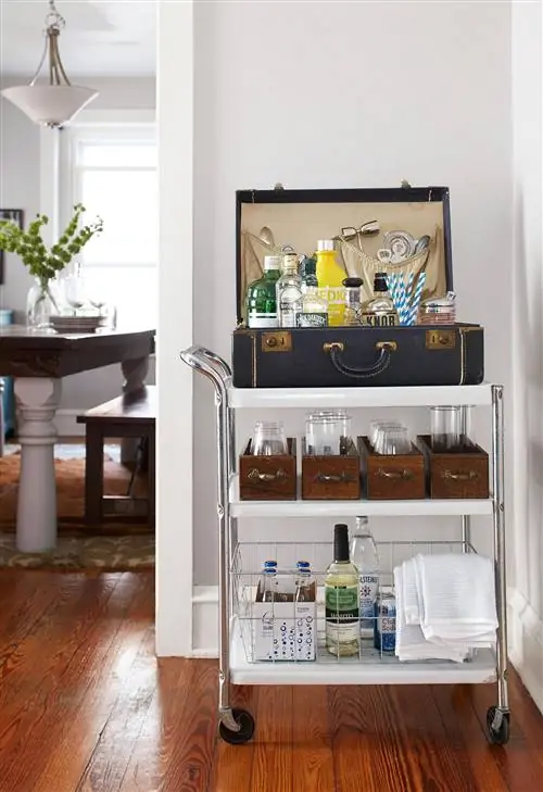 чемодан барная тележка