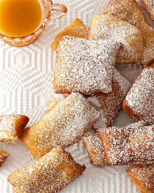 Canela Bunuelos с анисовым сиропом