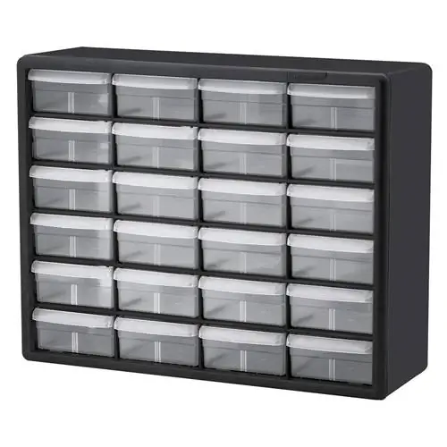 Витрина магазина Amazon Garage Storage