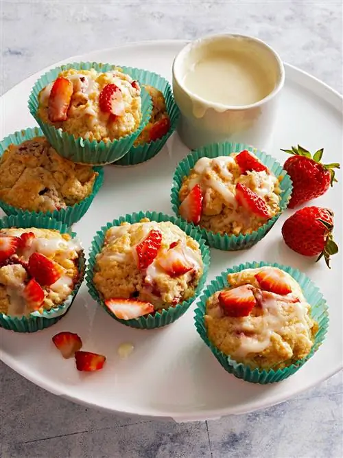 Scuffins с клубничным кремом