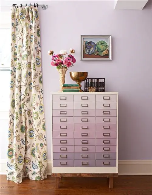 Фиолетовый комод Spring Décor