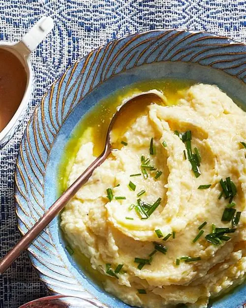 Картофель, корень сельдерея и пюре из пастернака