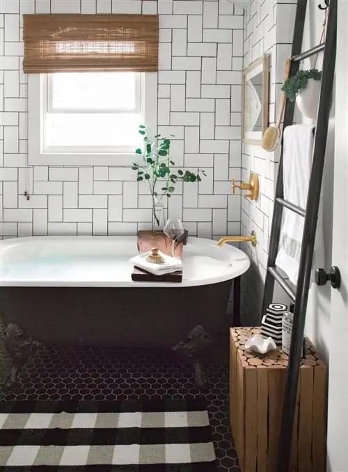 черно-белая ванная комната