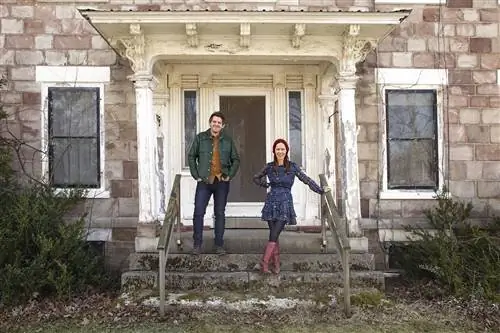 «Дешевые старые дома» HGTV приглашает вас в невероятные старинные драгоценности