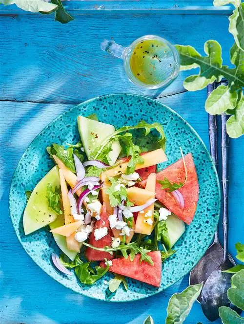 Салат из трех дынь