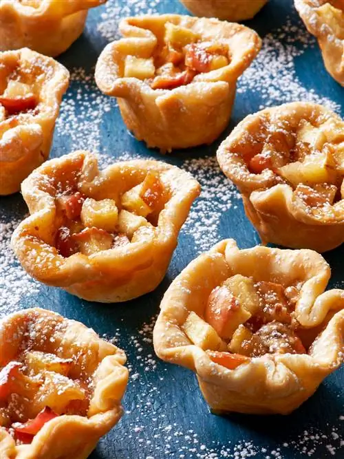 Яблочно-ирисковые тарталетки