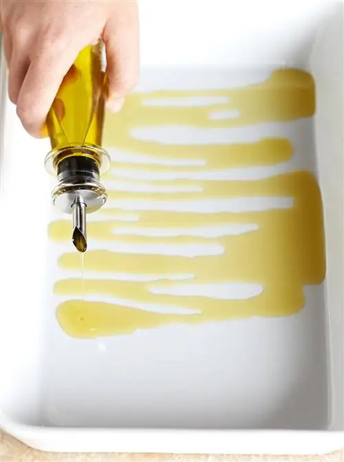 Является ли оливковое масло таким же, как растительное масло? Вот что нужно знать