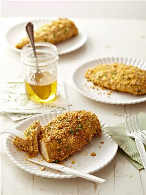 Сладкая курица с травами, жареная в духовке