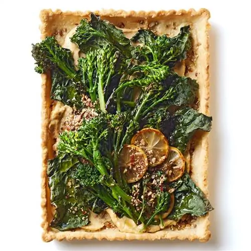 Зимняя зелень и пирог с брокколи