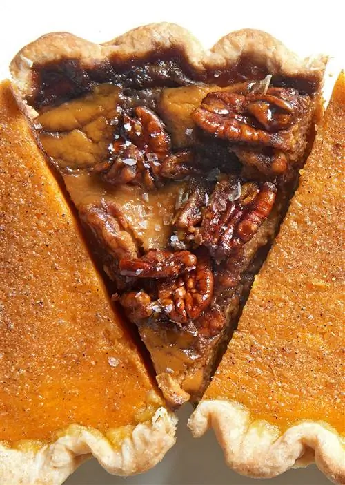 Тыквенный пирог с бурбоном и соленым пеканом