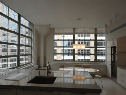 тусклый перед съемкой кухни