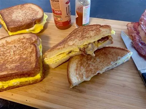 Легкий бутерброд на завтрак