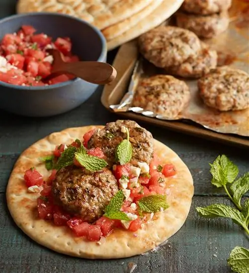 Mini Gyro Burgers Салат из арбуза и феты