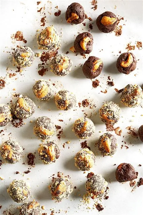 Шоколадно-кешью трюфели
