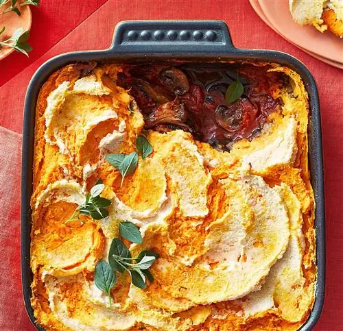 Мусака с грибами и сладким картофелем