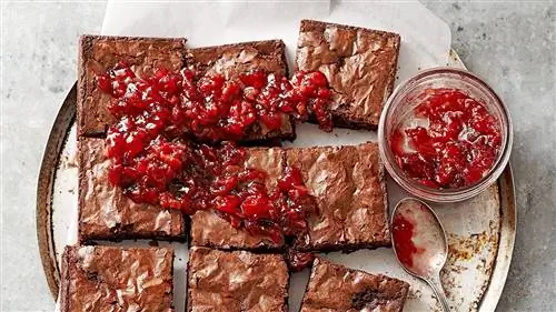 Варенье из яблок и вишни