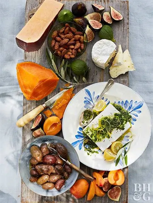 блюдо с закусками