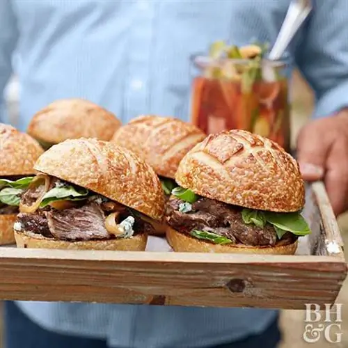 Сэндвичи Mondo с короткими ребрышками