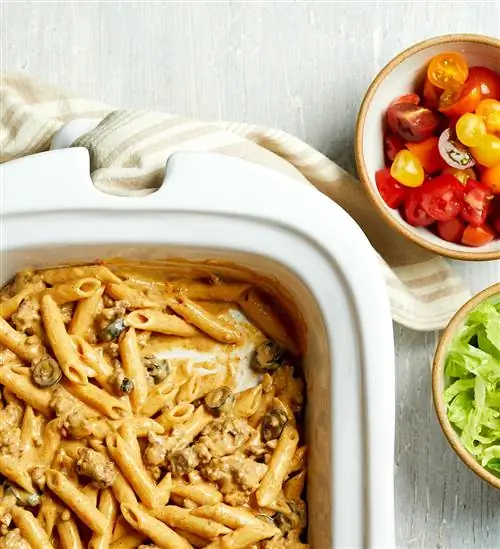 Скороварка Chili Mac and Cheese