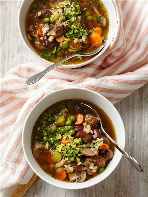 Весенний суп из баранины и фасоли Фава