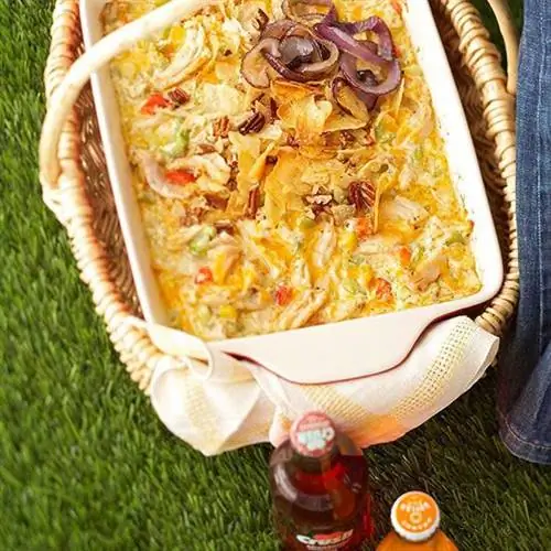 Сливочный горячий куриный салат