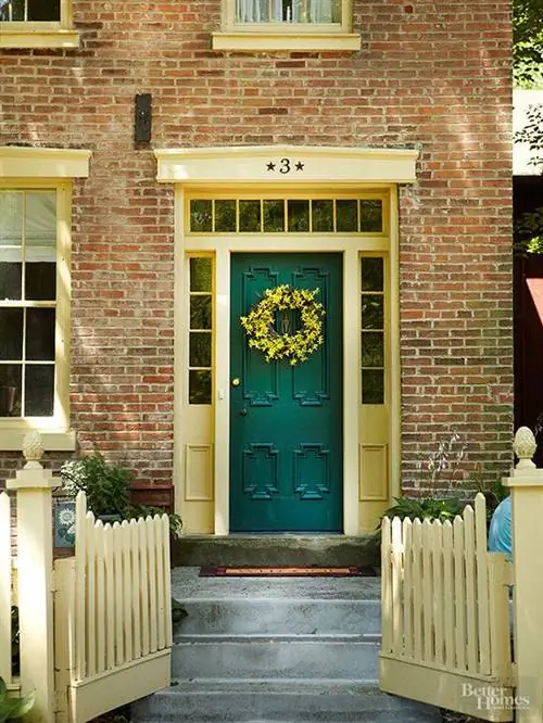 бирюзовая дверь