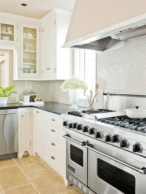 белая кухня