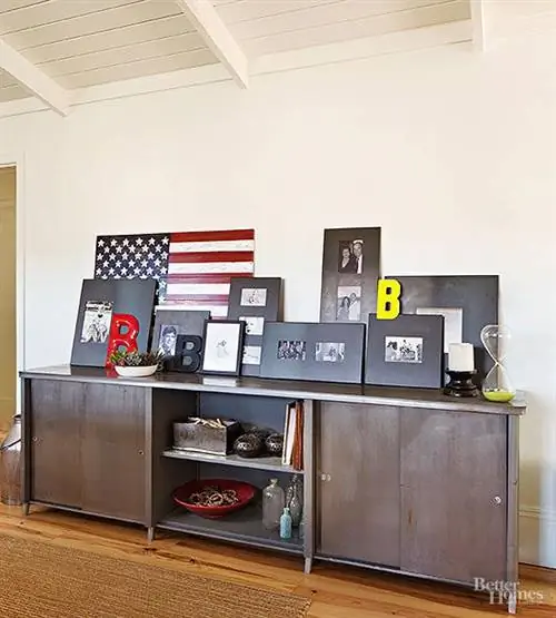 художественная выставка credenza