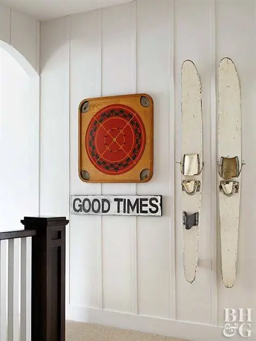 стена прихожей